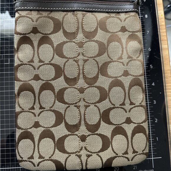 Coach Crossbody - Picture 2 of 2